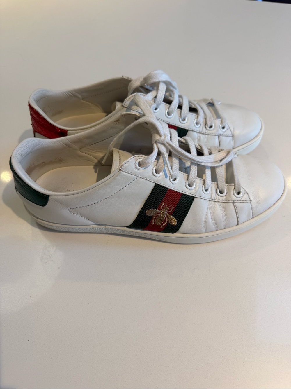 Gucci White Leather Low-Top Sneakers